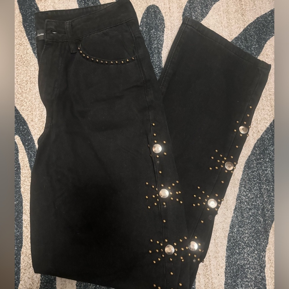 Black, embellished mom jean